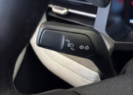 2025 Ford Explorer in Burlington, WI 53105 - 18131919 27