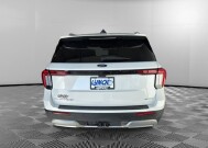 2025 Ford Explorer in Burlington, WI 53105 - 18131919 4