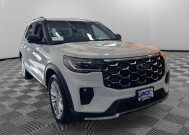 2025 Ford Explorer in Burlington, WI 53105 - 18131919 7