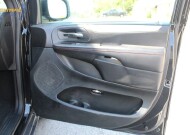 2018 Dodge Grand Caravan in Decatur, GA 30032 - 18132529 40