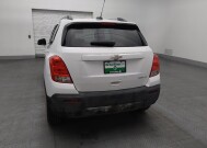 2016 Chevrolet Trax in Orlando, FL 32808 - 18132646 6