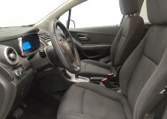 2016 Chevrolet Trax in Orlando, FL 32808 - 18132646 17