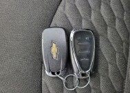 2019 Chevrolet Equinox in Eastpointe, MI 48021 - 18132775 32
