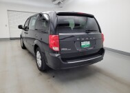 2015 Dodge Grand Caravan in Cincinnati, OH 45255 - 18132919 5