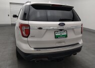 2018 Ford Explorer in Orlando, FL 32808 - 18133055 6