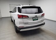 2022 Chevrolet Equinox in Eastpointe, MI 48021 - 18133102 6