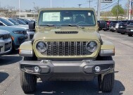 2026 Jeep Gladiator in Bedford, OH 44146 - 18133166 5