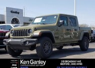 2026 Jeep Gladiator in Bedford, OH 44146 - 18133166 13