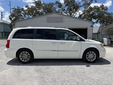 2011 Chrysler Town & Country in Hudson, FL 34669