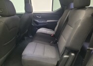2023 Chevrolet Traverse in Bakersfield, CA 93309 - 18133538 18