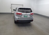 2019 Toyota Highlander in Chesapeake, VA 23320 - 18133774 6