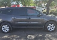 2015 Chevrolet Traverse in Mesa, AZ 85212 - 18133856 4