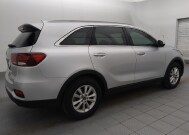 2019 Kia Sorento in Metairie, LA 70006 - 18134034 10
