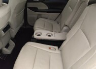 2018 Toyota Highlander in Fort Myers, FL 33907 - 18134040 18