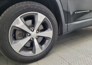2019 Jeep Cherokee in Jacksonville, FL 32210 - 18134094 31