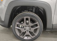 2021 Jeep Renegade in St. Louis, MO 63125 - 18134268 31