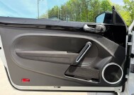 2014 Volkswagen Beetle in Knoxville, TN 37920 - 18134316 21