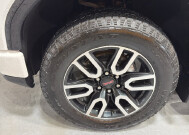 2025 GMC Sierra 1500 in Burlington, WI 53105 - 18134353 9