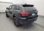 2019 Jeep Grand Cherokee in Tampa, FL 33619 - 18134914 5