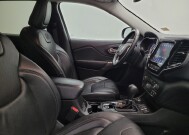 2019 Jeep Cherokee in Fairfield, OH 45014 - 18135031 21