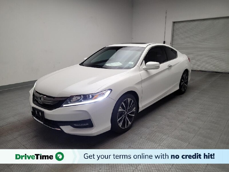 2017 Honda Accord in Downey, CA 90241 - 18135230