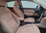 2020 Hyundai Elantra in Mesa, AZ 85210 - 18135359 21