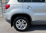 2017 Volkswagen Tiguan in Decatur, GA 30032 - 18135430 12