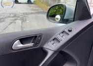 2017 Volkswagen Tiguan in Decatur, GA 30032 - 18135430 34