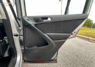 2017 Volkswagen Tiguan in Decatur, GA 30032 - 18135430 46