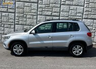 2017 Volkswagen Tiguan in Decatur, GA 30032 - 18135430 7