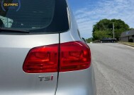 2017 Volkswagen Tiguan in Decatur, GA 30032 - 18135430 17