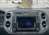 2017 Volkswagen Tiguan in Decatur, GA 30032 - 18135430 31