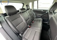 2017 Volkswagen Tiguan in Decatur, GA 30032 - 18135430 42