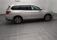 2019 Nissan Pathfinder in Lewisville, TX 75067 - 18135543 10