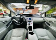 2013 Toyota Prius in Harrisonburg, VA 22801 - 18136018 8