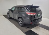 2016 Toyota Highlander in St. Louis, MO 63136 - 18136278 5