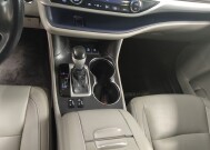 2016 Toyota Highlander in St. Louis, MO 63136 - 18136278 26