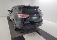 2016 Toyota Highlander in St. Louis, MO 63136 - 18136278 6