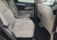 2016 Toyota Highlander in St. Louis, MO 63136 - 18136278 19