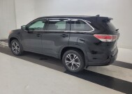 2016 Toyota Highlander in St. Louis, MO 63136 - 18136278 3