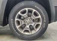 2020 Jeep Cherokee in Indianapolis, IN 46222 - 18136318 31