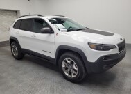 2019 Jeep Cherokee in Las Vegas, NV 89104 - 18136488 11