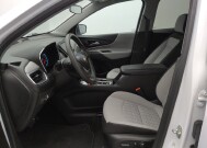 2022 Chevrolet Equinox in Topeka, KS 66611 - 18136636 17