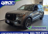2026 Ford Explorer in Burlington, WI 53105 - 18136696 1