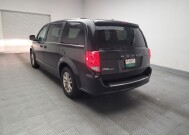 2018 Dodge Grand Caravan in Bakersfield, CA 93309 - 18136726 5