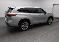 2020 Toyota Highlander in Pensacola, FL 32505 - 18136839 10
