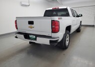 2018 Chevrolet Silverado 1500 in Miamisburg, OH 45342 - 18137209 9