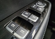 2019 Kia Sorento in Las Vegas, NV 89102 - 18137213 27