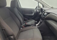 2020 Chevrolet Trax in Mishawaka, IN 46545 - 18137463 21