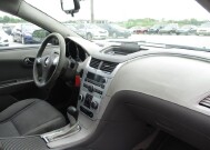 2008 Chevrolet Malibu in Oak Grove, MO 64075 - 18137721 10